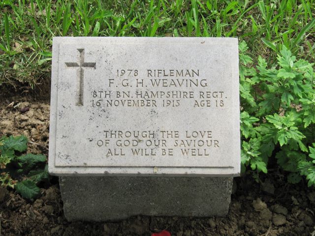 Turkey : Gallipoli : Ari Burnu Cemetery: F G H Weaving