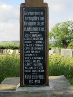 Ashey : War Memorial : 2012