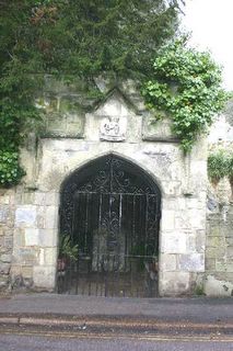Bonchurch : Memorial to Capt M Huish