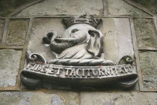 Bonchurch : Memorial to Capt M Huish