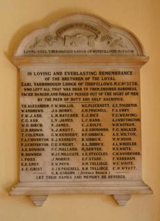Newport : Oddfellows Great War memorial  