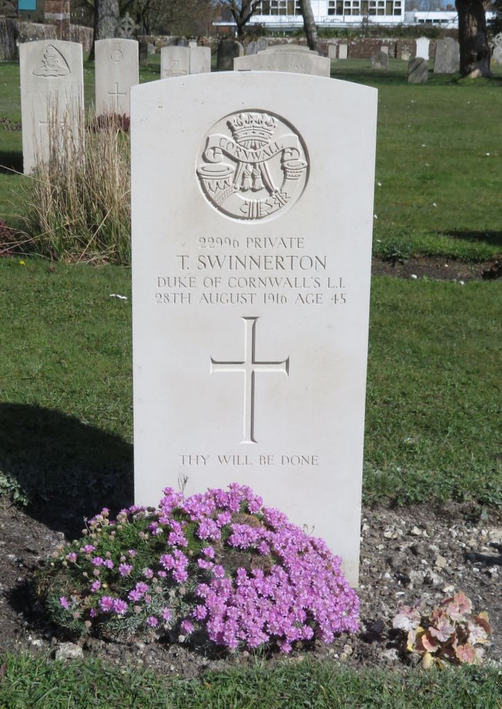 Parkhurst Military Cemetery : T Swinnerton