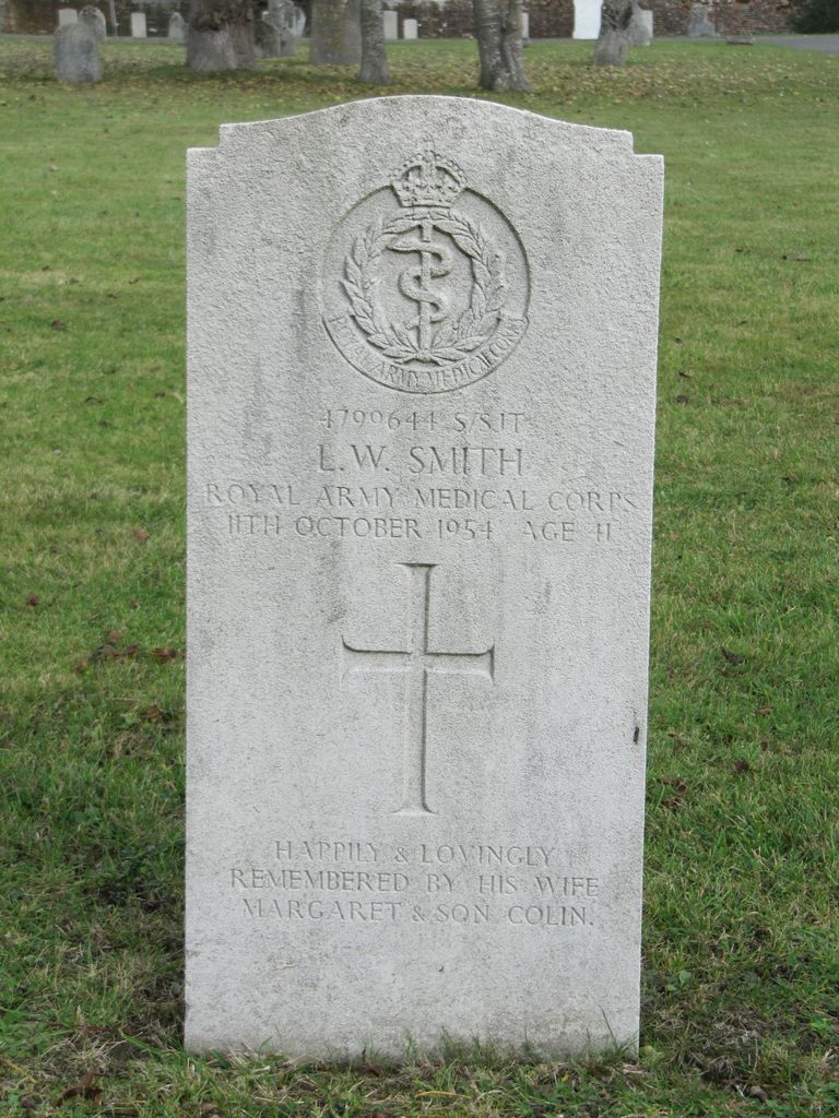 Parkhurst Military Cemetery : L W Smith